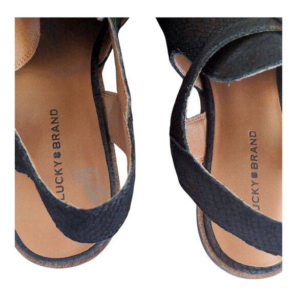 Lucky Brand Labradite Wedge Stack Heel Sandals Black Leather Snake Texture sz 11 - Picture 11 of 16